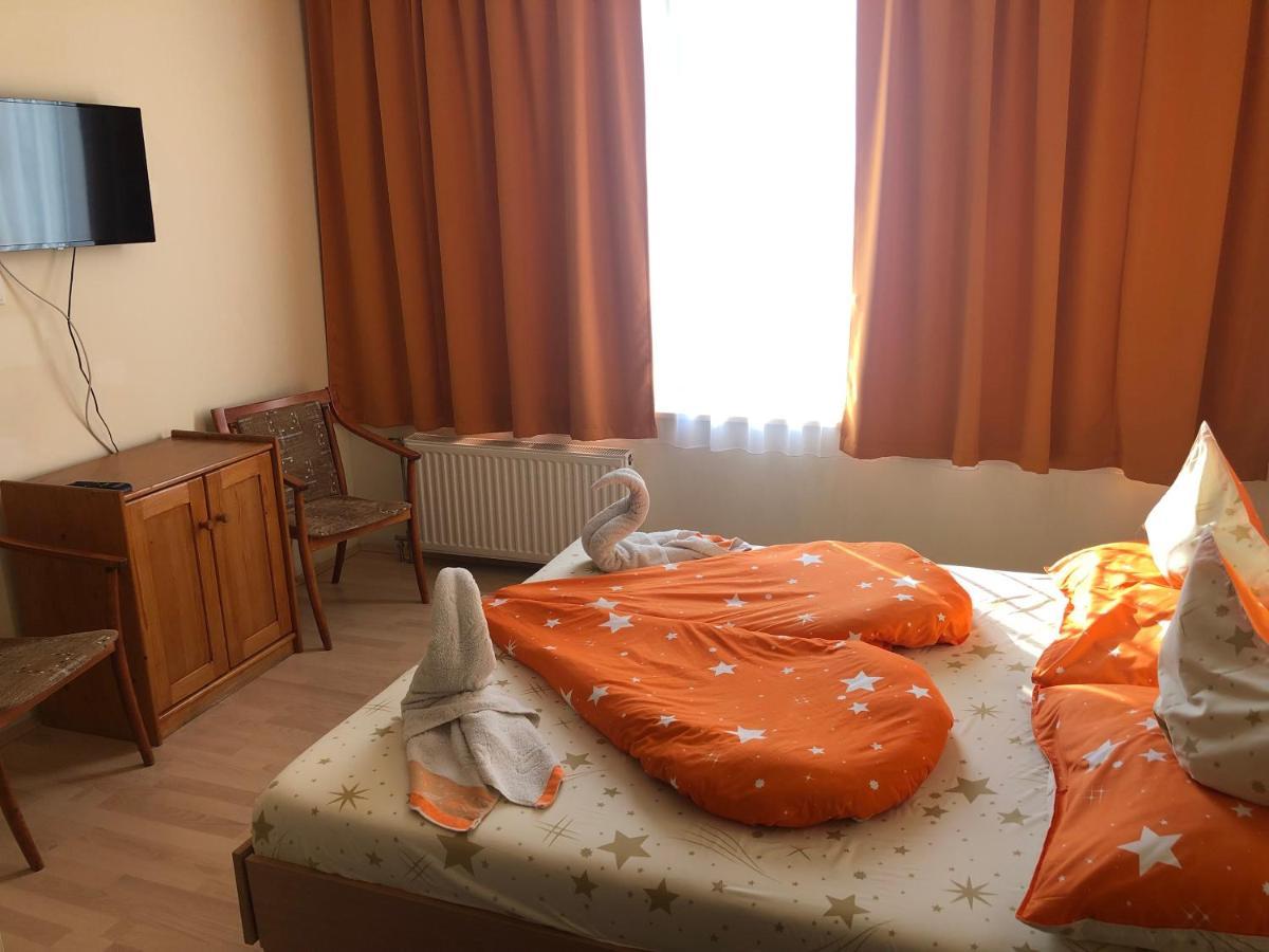 City Hotel Siófok Eksteriør billede