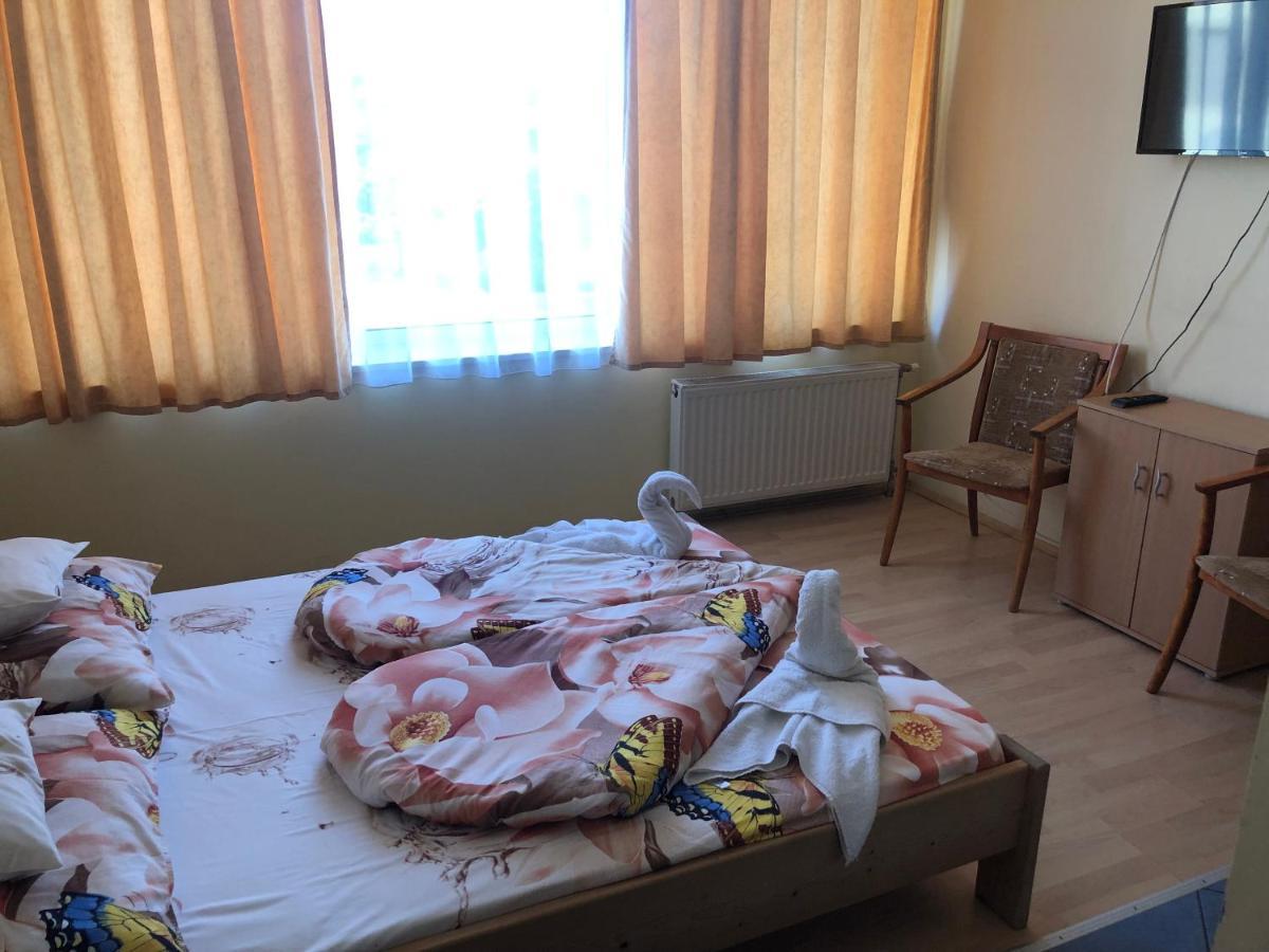 City Hotel Siófok Eksteriør billede