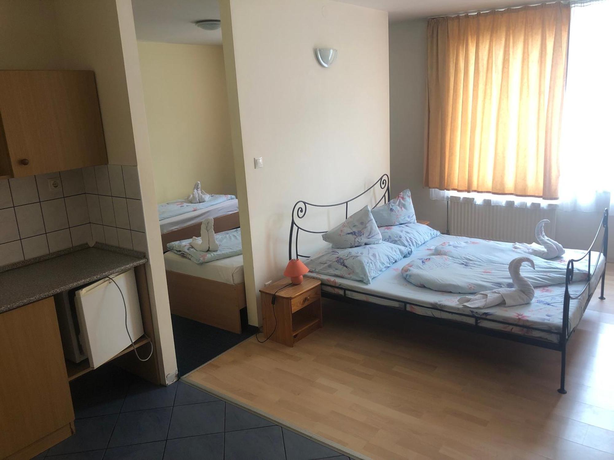 City Hotel Siófok Eksteriør billede