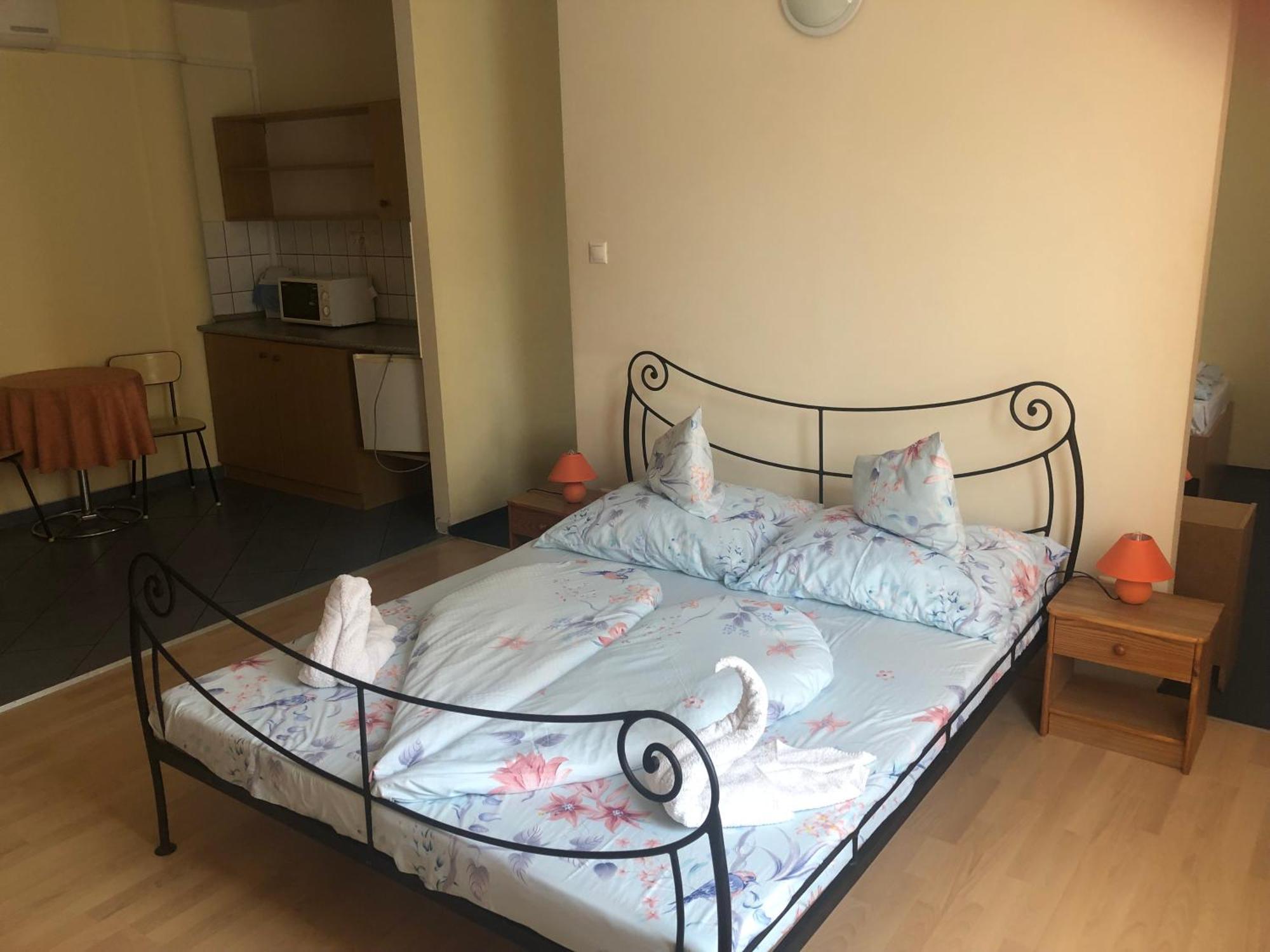 City Hotel Siófok Eksteriør billede