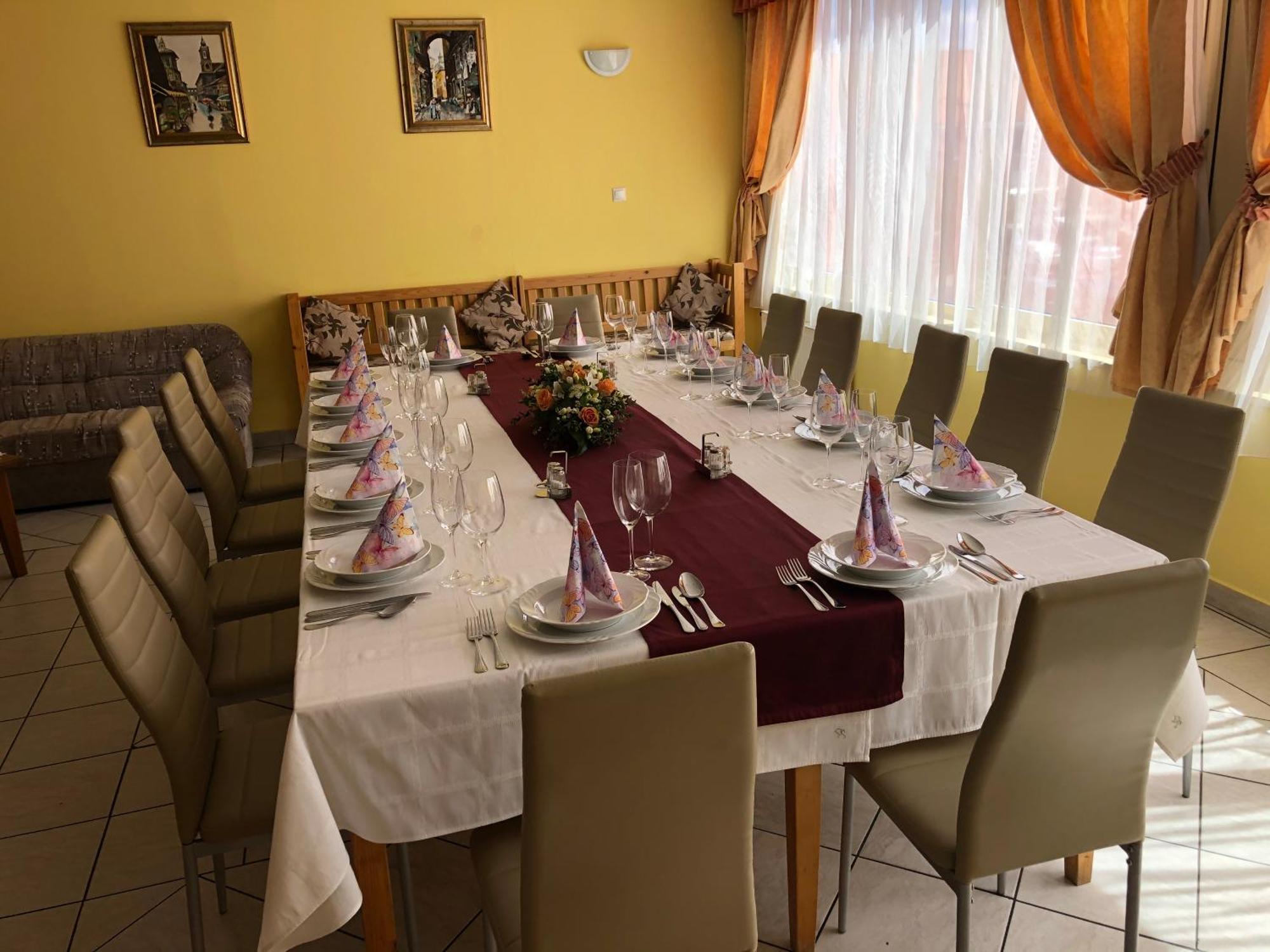 City Hotel Siófok Eksteriør billede