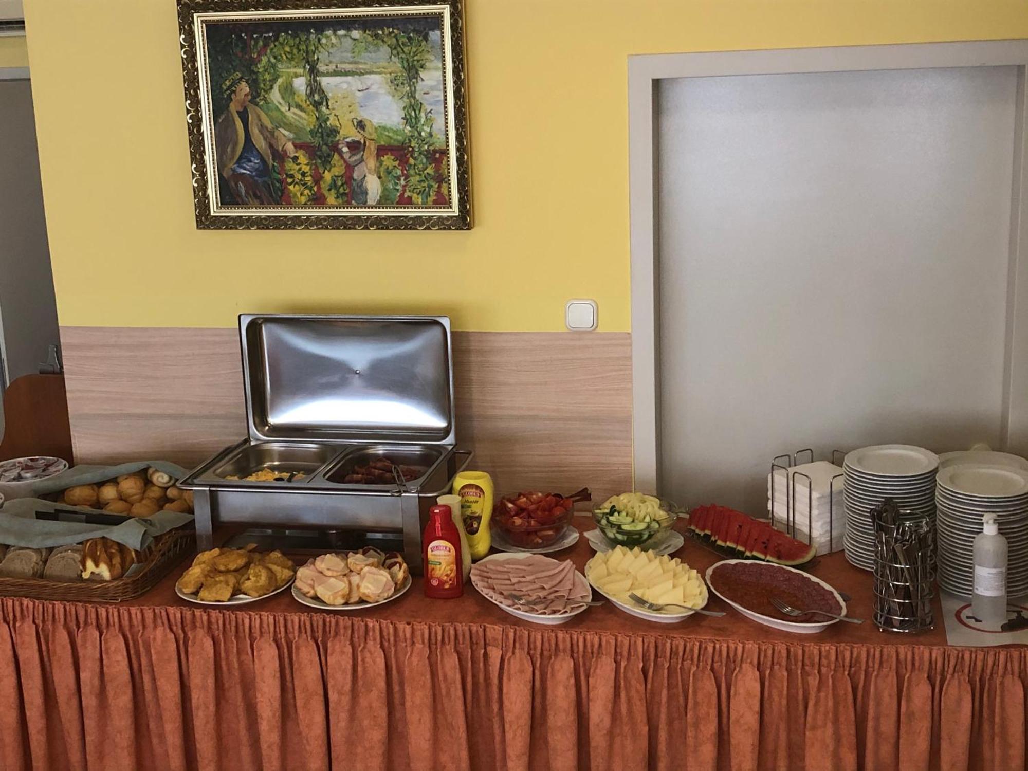 City Hotel Siófok Eksteriør billede