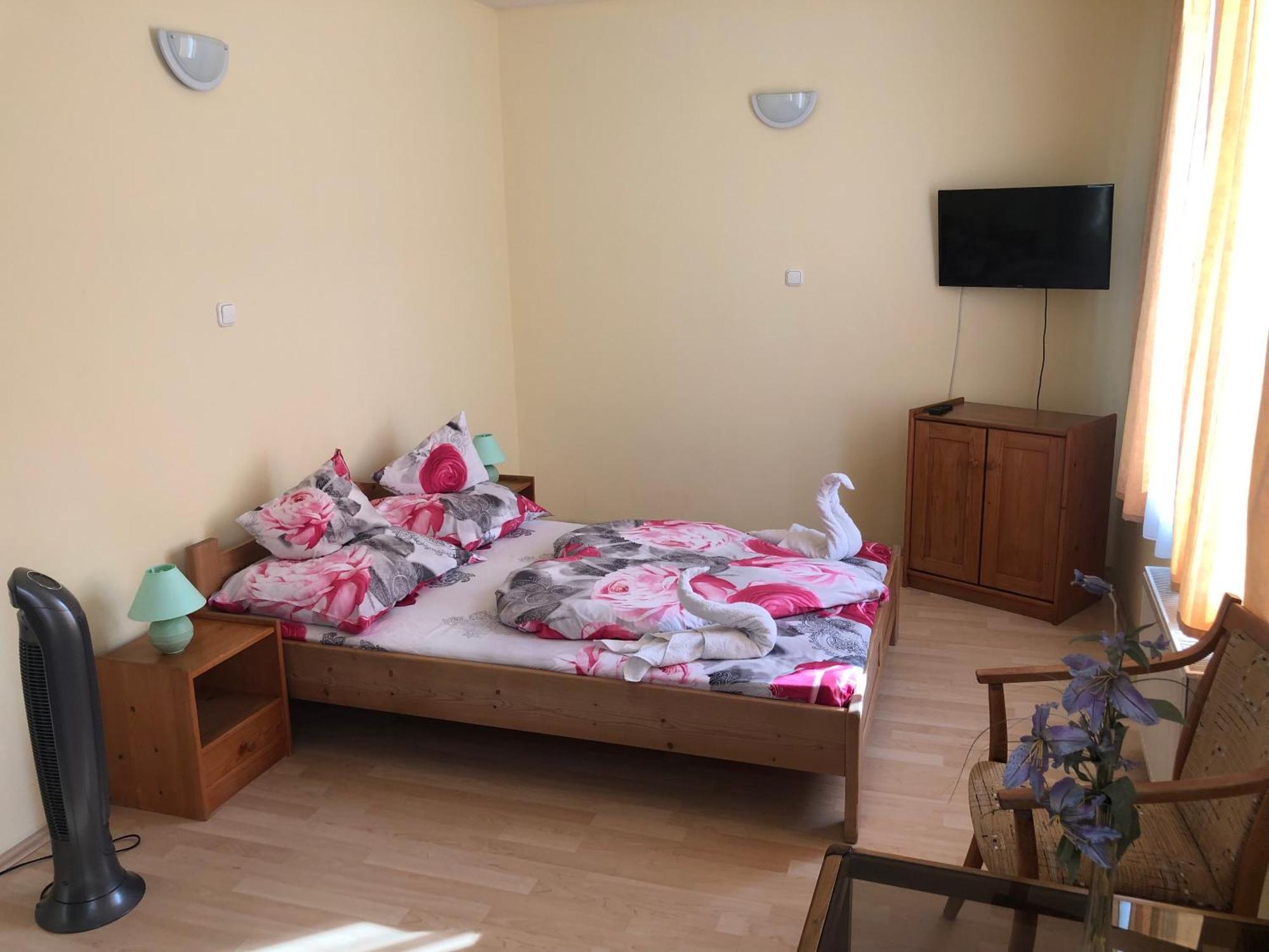 City Hotel Siófok Eksteriør billede