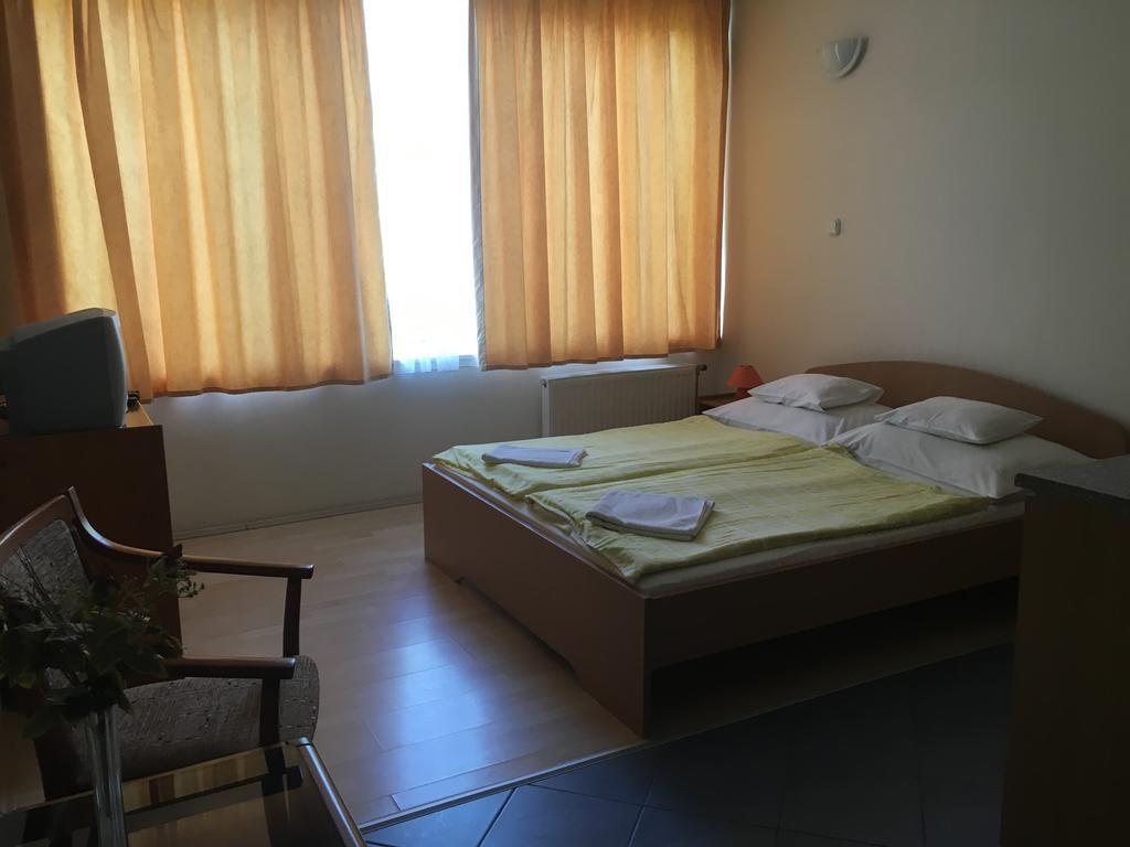 City Hotel Siófok Eksteriør billede